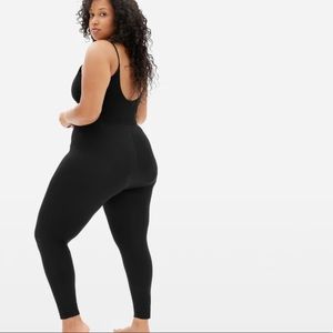 Gently used everlane perform unitard, black medium